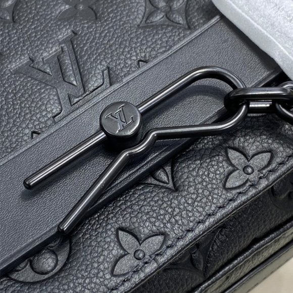 Steamer Messenger M57307 Black - Picture 5 of 5